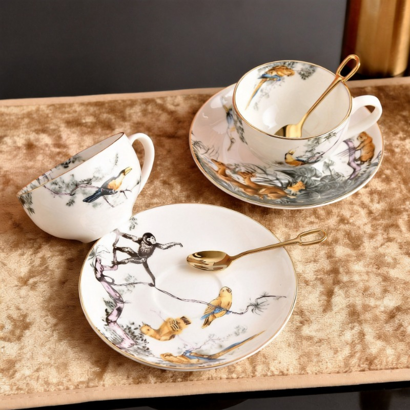 Conjunto de Xícara e Prato de  - Coffee Tea Love avaliação e preço