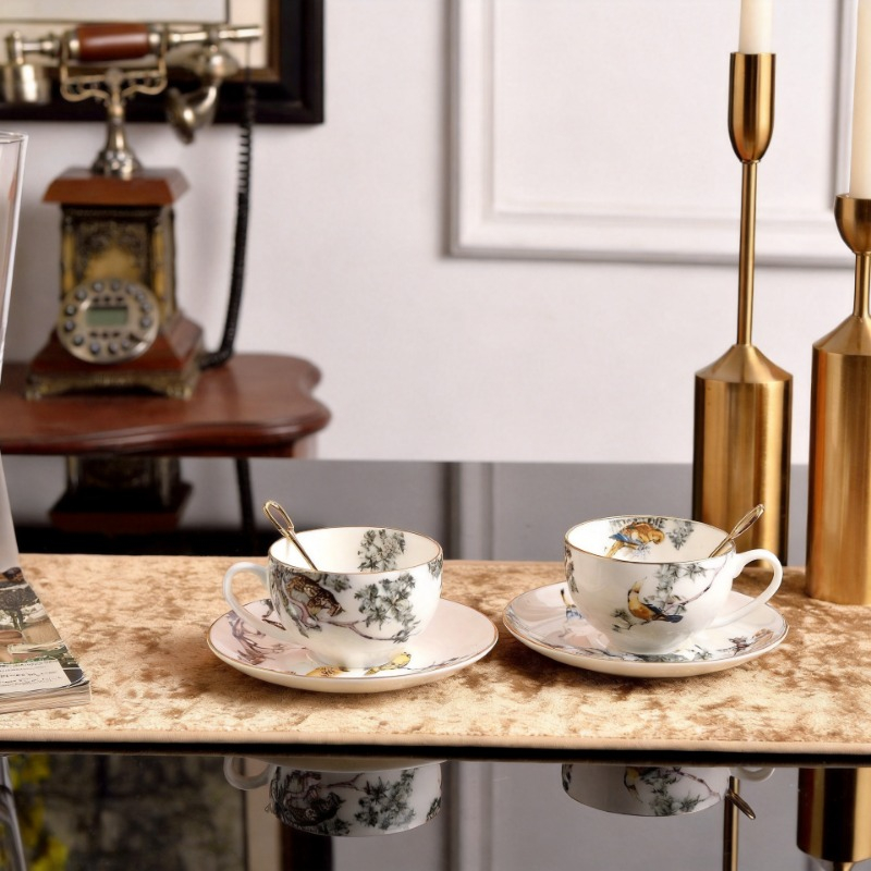 Conjunto de Xícara e Prato de  - Coffee Tea Love avaliação e preço