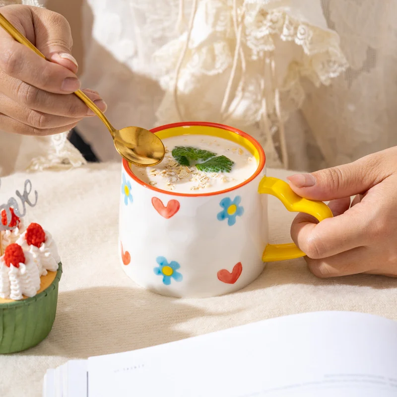 Caneca cerâmica pintada à mão  - Coffee Tea Love avaliação e preço